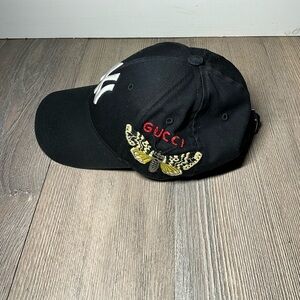 Gucci New York Hat